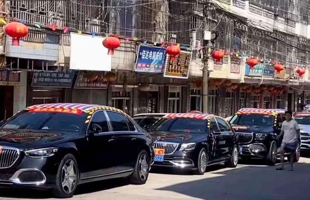4910a56f 08b4 45b1 be4c d46b540ed4e8 Trung Quốc: Mercedes-Benz Bị Tẩy Chay Vì Không Bảo Hành Lỗi Dột Nước Trên Maybach GLS 480 Giá Gần 10 Tỷ Đồng