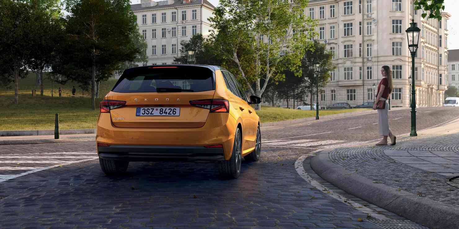 default bp1200 1 2 optimized Skoda Fabia | Giá Lăn Bánh – Thông Số – Hình Ảnh